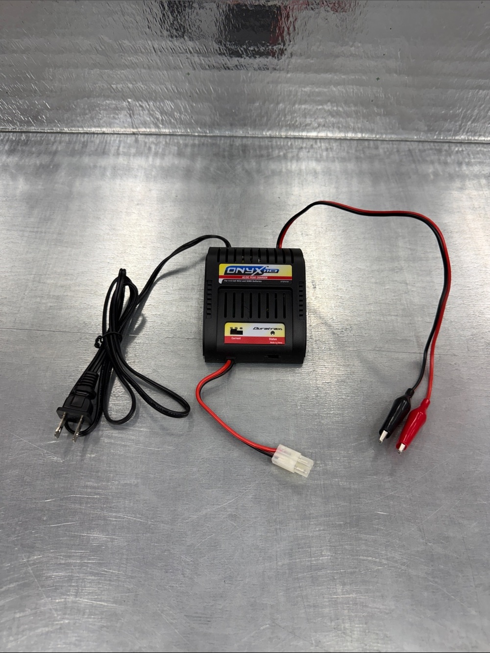 Duratrax Onyx 110 AC/DC Nicd/Nimh Peak Charger Rc Part